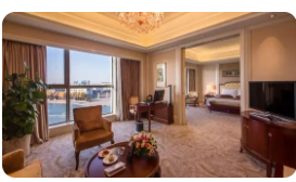 酒店推出“99元睡大厅沙发”，没有洗浴含一份早餐